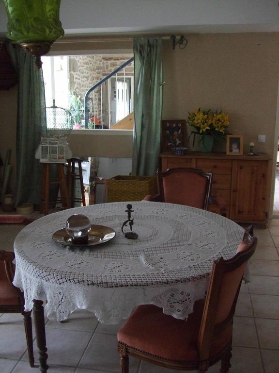 Le Pigeonnier De Quarre Bed & Breakfast Exterior photo
